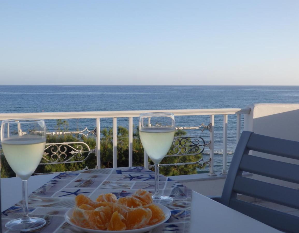 Coastal Apartment Christina 2 Makrýgialos Eksteriør billede